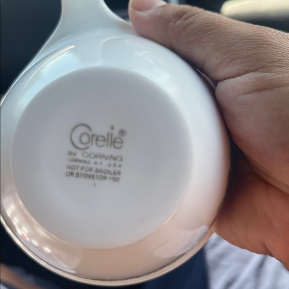 4 Vintage Corelle Spring Blossom Crazy Daisy cups - Picture 5 of 5